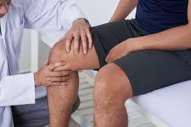 7 Signs That Your Knee Injury is Serious | What to Look For