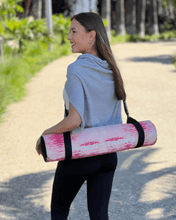 Load image into Gallery viewer, Women&#39;s Workout Bundle - Yoga Strong
