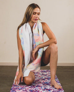 Tyed Up In Knots Towel - Yoga Strong